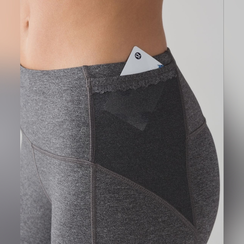 Lululemon Free Runner Crop
